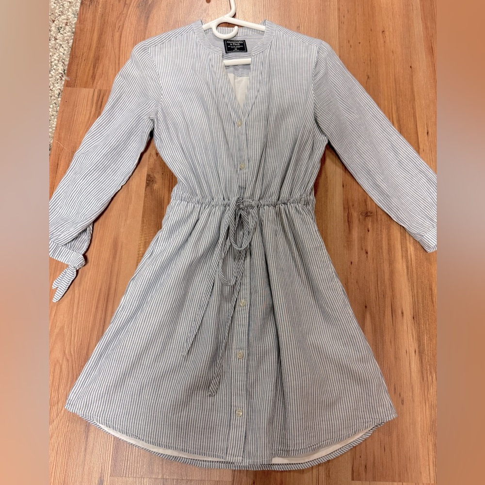 Abercrombie and Fitch blue and white striped dress
